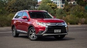 Chọn Mitsubishi Outlander hay Nissan X-Trail?