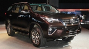 "Mổ xẻ" Toyota Fortuner 2016 vừa ra mắt