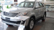 Thêm thông tin chi tiết về Fortuner 2012