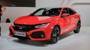 Soi kỹ Honda Civic Hatchback 2017 "bằng xương, bằng thịt"