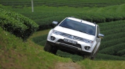 Mitsubishi Pajero Sport - cuộc chiến với Toyota Fortuner