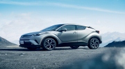 Toyota C-HR bắt đầu ra đại lý tại Nhật Bản, giá từ 488 triệu Đồng