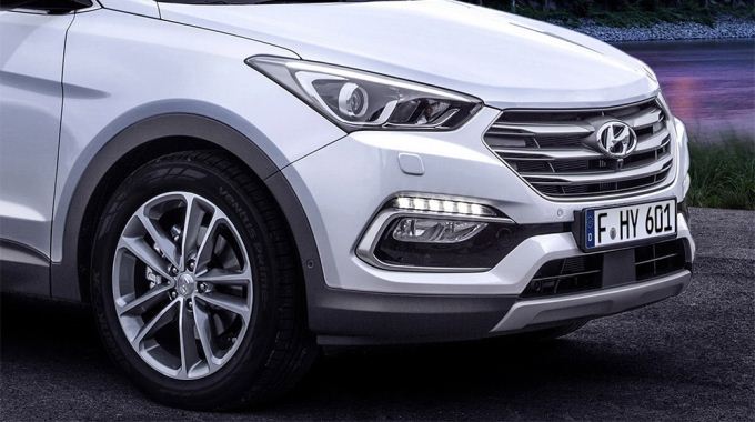 2017 Hyundai Santa Fe Sport Specs Price MPG  Reviews  Carscom