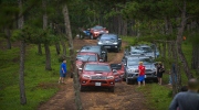 Toyota Hilux "đại náo" Tây Nguyên