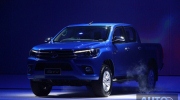 Toyota Hilux 2016 chính thức ra mắt, giá từ 17.000 USD