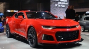 Cận cảnh Chevrolet Camaro ZL1 2107 “bằng xương, bằng thịt”