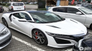Cận cảnh siêu xe "giá trên trời" Acura NSX ngoài đời thực