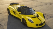 Hennessey Venom GT Spyder trở thành siêu xe mui trần nhanh nhất thế giới