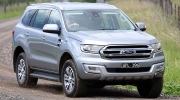 7 chỗ mua Ford Everest hay Toyota Innova?