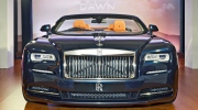 "Thảm bay" Rolls-Royce Dawn có giá "giật mình" tại Hương Cảng