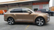SUV siêu sang Bentley Bentayga đầu tiên về Việt Nam