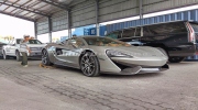 "Đập hộp" siêu xe McLaren 570S 2016 đầu tiên cập bến Việt Nam