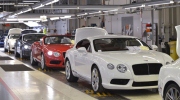 Chăm sóc xe kiểu siêu sang Bentley ở Việt Nam