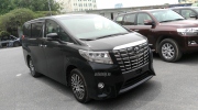 Cơn “sốt” xe gia đình hạng sang Toyota Alphard tại Việt Nam