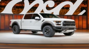 Rò rỉ giá bán của xe bán tải "khủng long" Ford F-150 Raptor 2017