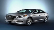 Hyundai Sonata Plug-in Hybrid 2016 chốt giá bán từ 770 triệu đồng