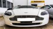 Bộ đôi hàng hiếm Aston Martin khoe dáng tại Việt Nam
