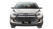 Toyota Innova Crysta máy xăng có giá khởi điểm 457 triệu Đồng