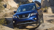 Nissan Pathfinder 2017 có giá từ 30.890 USD