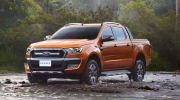 Ford Ranger nên mua số sàn hay số tự động?