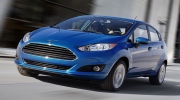 Ford Fiesta: Nhỏ và an toàn cho phái đẹp