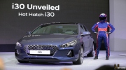 Ngắm xe gia đình đúng nghĩa Hyundai i30 2017 "bằng xương, bằng thịt"