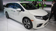 Honda Odyssey 2018 - minivan đầy ắp công nghệ