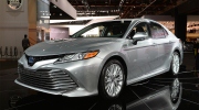 Cận cảnh Toyota Camry 2018 phiên bản XLE Hybrid