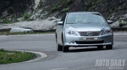 Camry – xe du lịch bán chạy nhất tháng 4