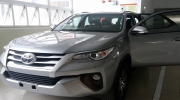 Toyota Fortuner 2017 ra mắt Việt Nam trong tuần này có thêm bản máy dầu, số sàn