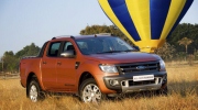 Về Việt Nam, Ford Ranger Wildtrak 4x4 3.2L AT có giá 838 triệu đồng