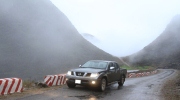 Đánh giá Nissan Navara: “Gã đàn ông mạnh mẽ”