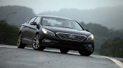 Với giá 1,06 tỷ đồng Hyundai Sonata có gì?