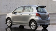 Toyota sản xuất xe Yaris hybrid giá rẻ
