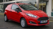Ford Fiesta Van lộ diện
