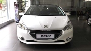 Peugeot 208 và Peugeot 508 có giá bán 948 triệu và 1,575 tỷ đồng