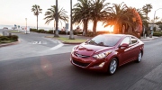 Hyundai Elantra 2016 lộ diện, giá từ 20.250 USD