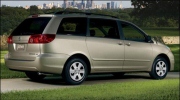 Toyota thu hồi 516.000 xe Sienna, Highlander, Lexus