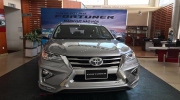 Toyota Fortuner "gây sốt" với bản độ mới tại Sài Gòn