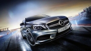 Về Việt Nam, Mercedes-Benz A45 AMG có giá 2 tỷ đồng
