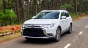 Có 1,3 tỷ nên mua Mitsubishi Outlander 2017?