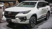 Toyota Fortuner TRD Sportivo 2017 ra mắt Đông Nam Á với giá từ 897 triệu Đồng