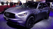 Infiniti QX70 S Design trên sân khấu triển lãm Paris