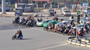 Kiểu đi xe ngược với thế giới của người Việt