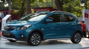 Ô tô lượn phố, cuộc đua xe nhỏ giá dưới 400 triệu