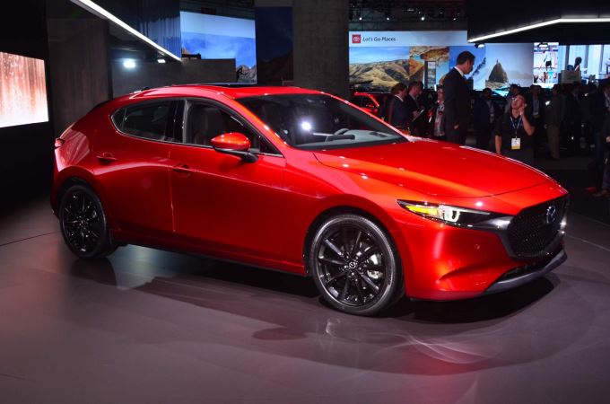  Mazda 3 generación 2019: equipado con motor SkyActiv-X 2.0 estándar