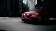 Honda HR-V 2018 thêm trang bị, giá cực hấp dẫn
