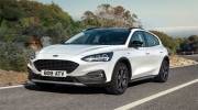 Ford Focus Active - hatchback biến hình trước làn sóng SUV