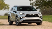 Toyota Highlander thế hệ mới tăng giá gần 3.000 USD