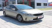 Kia Cerato 2016 giá 430 triệu có đắt?